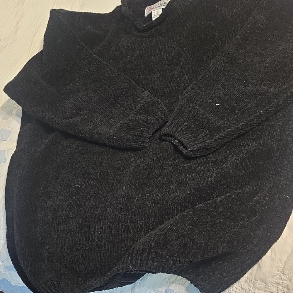 Milano Black V-Neck Sweater